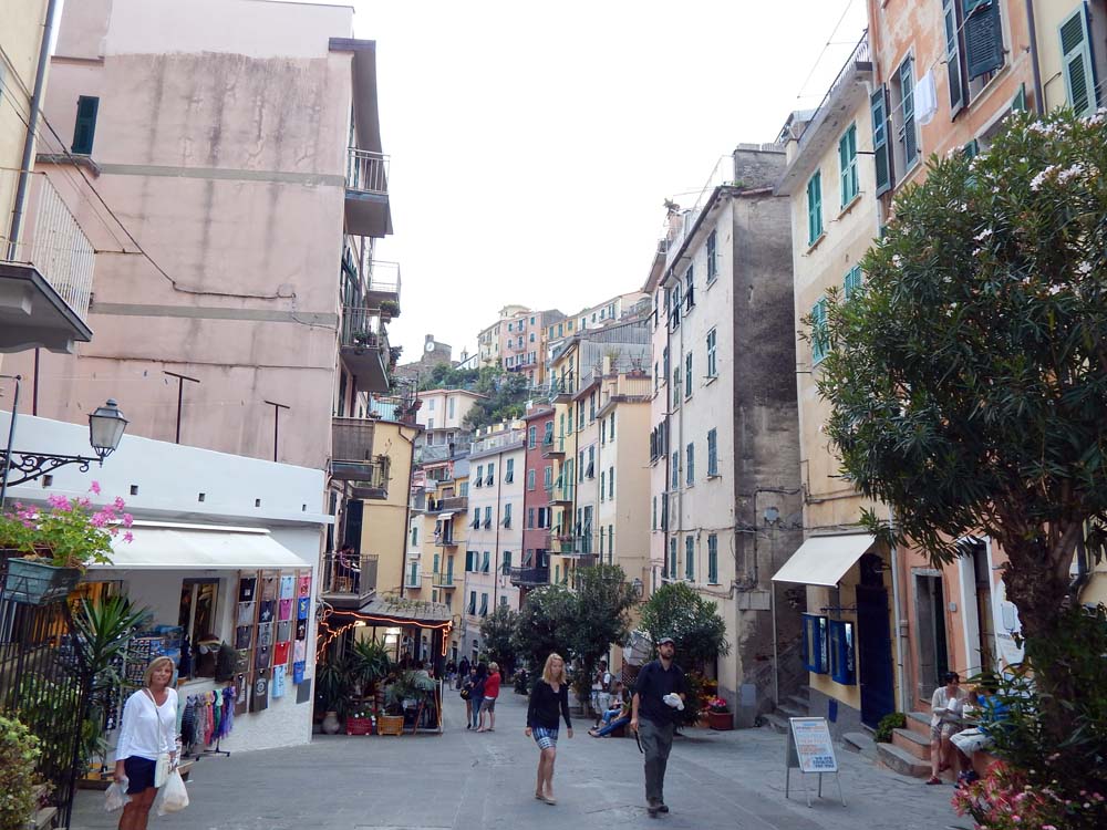 downtown Riomaggiore